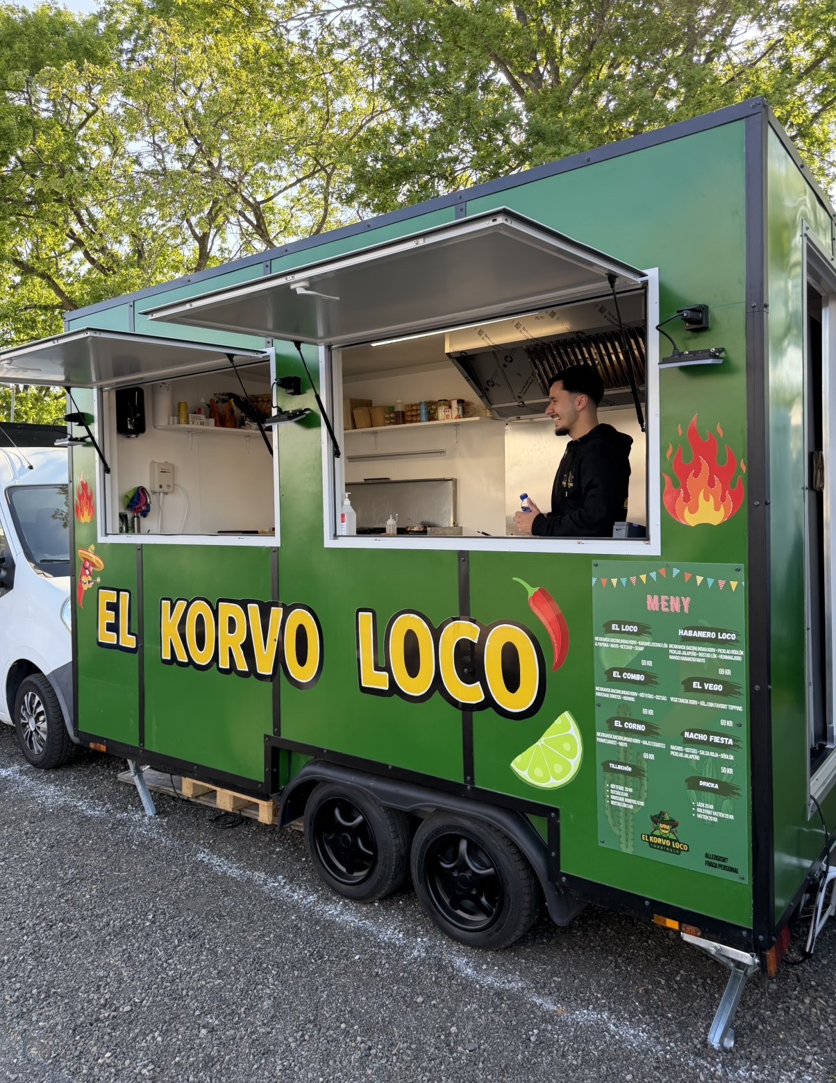 El Korvo Loco — matvagn med tacokryddade korvar