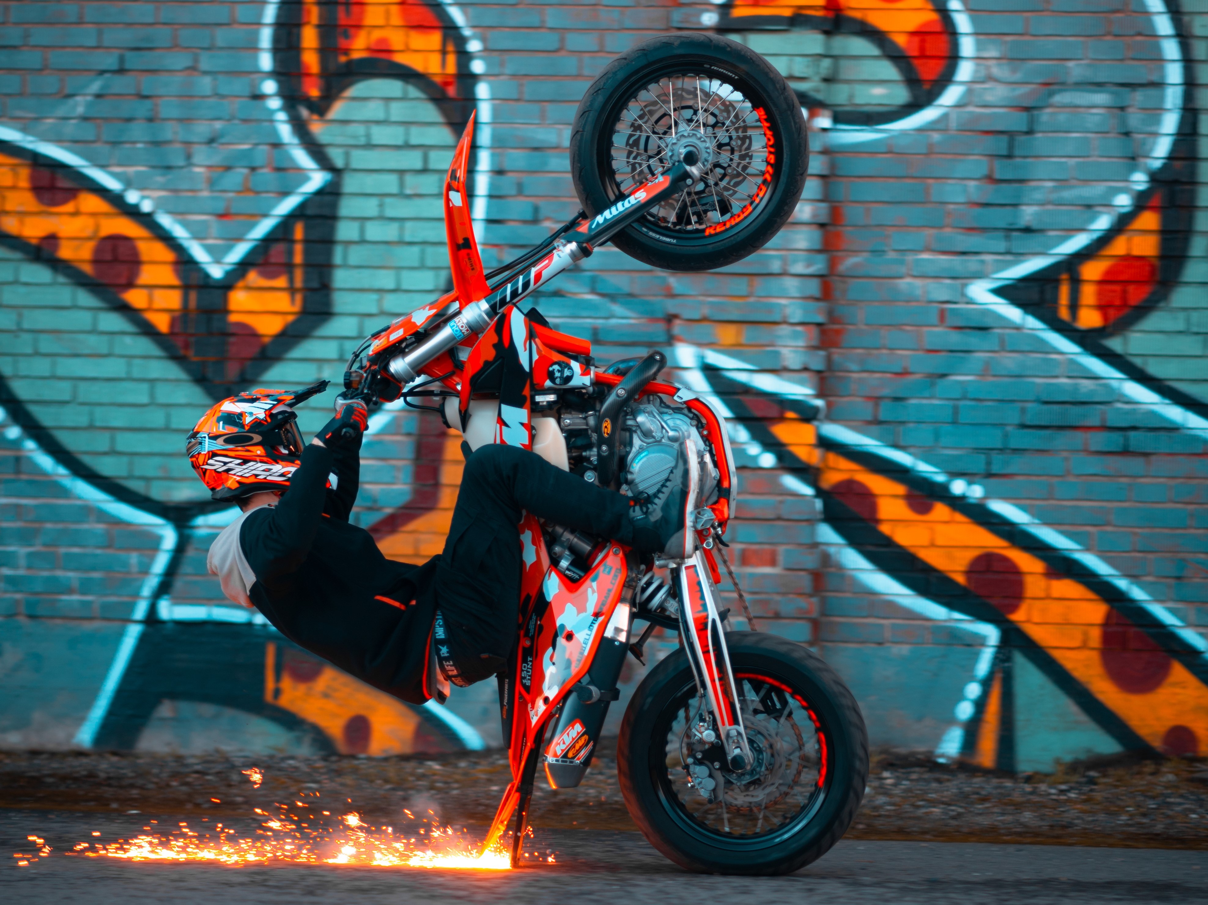 Elliot Gröndahl · Stuntshow